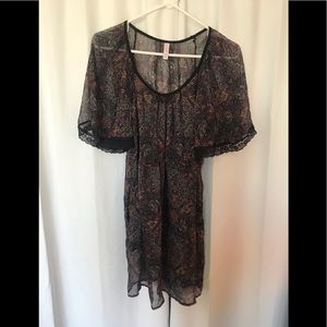 Target Xhilaration sheer Paisley & lace tunic